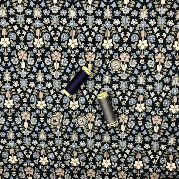 Liberty - Flower Show - L149