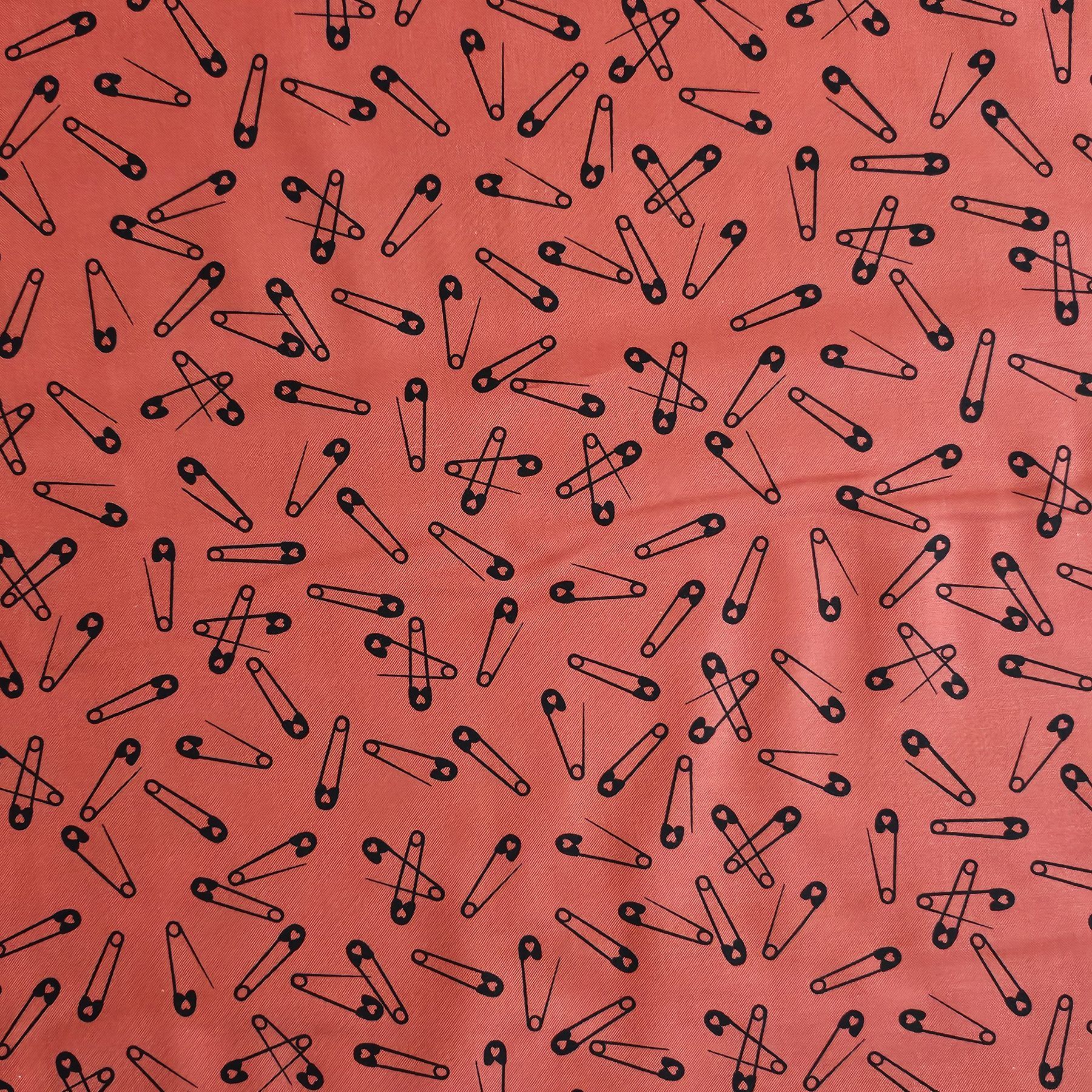 Makower - Pins Brick - M083