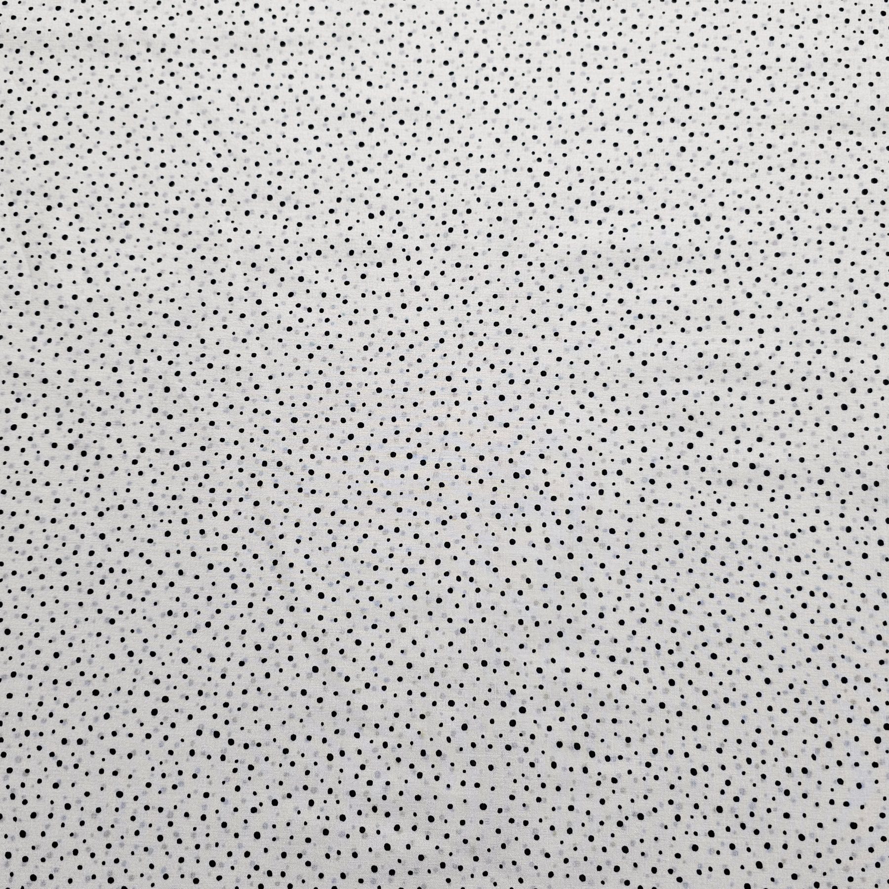 Sevenberry - Ivory with black dots S0010