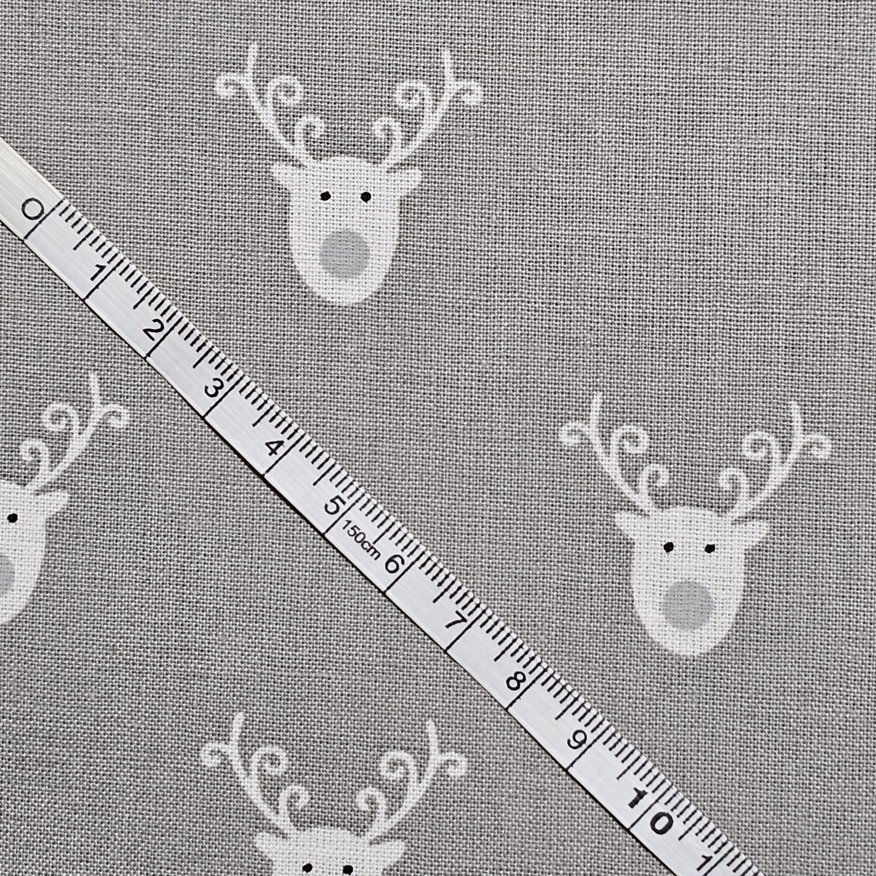 100% Cotton Fabric - Christmas Design - CX006