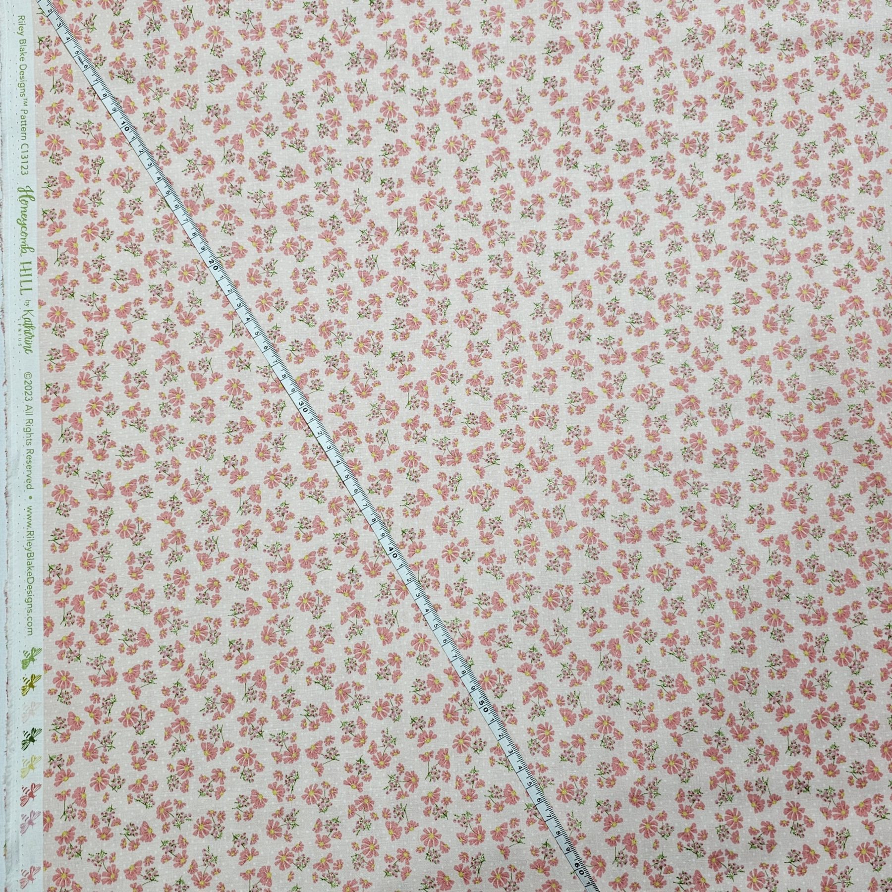 Riley Blake - Honeycomb HILL Fabric - RB005