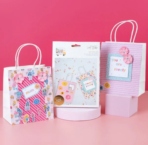 Violet Studios Gift Bag Kit - Rainbow Blooms