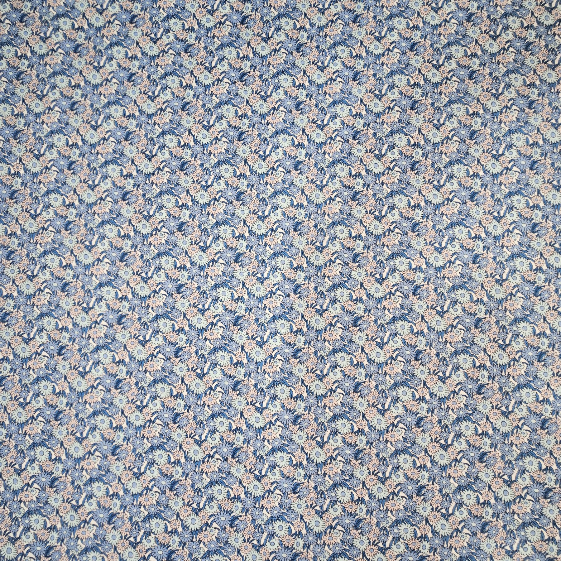 Liberty - Lasenby Cotton - Marguerite Meadow -  L286