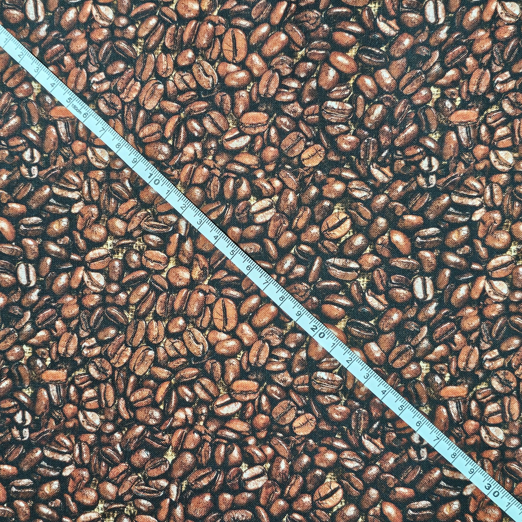 Crafty Fabrics - Small Coffee Beans Design - CC076