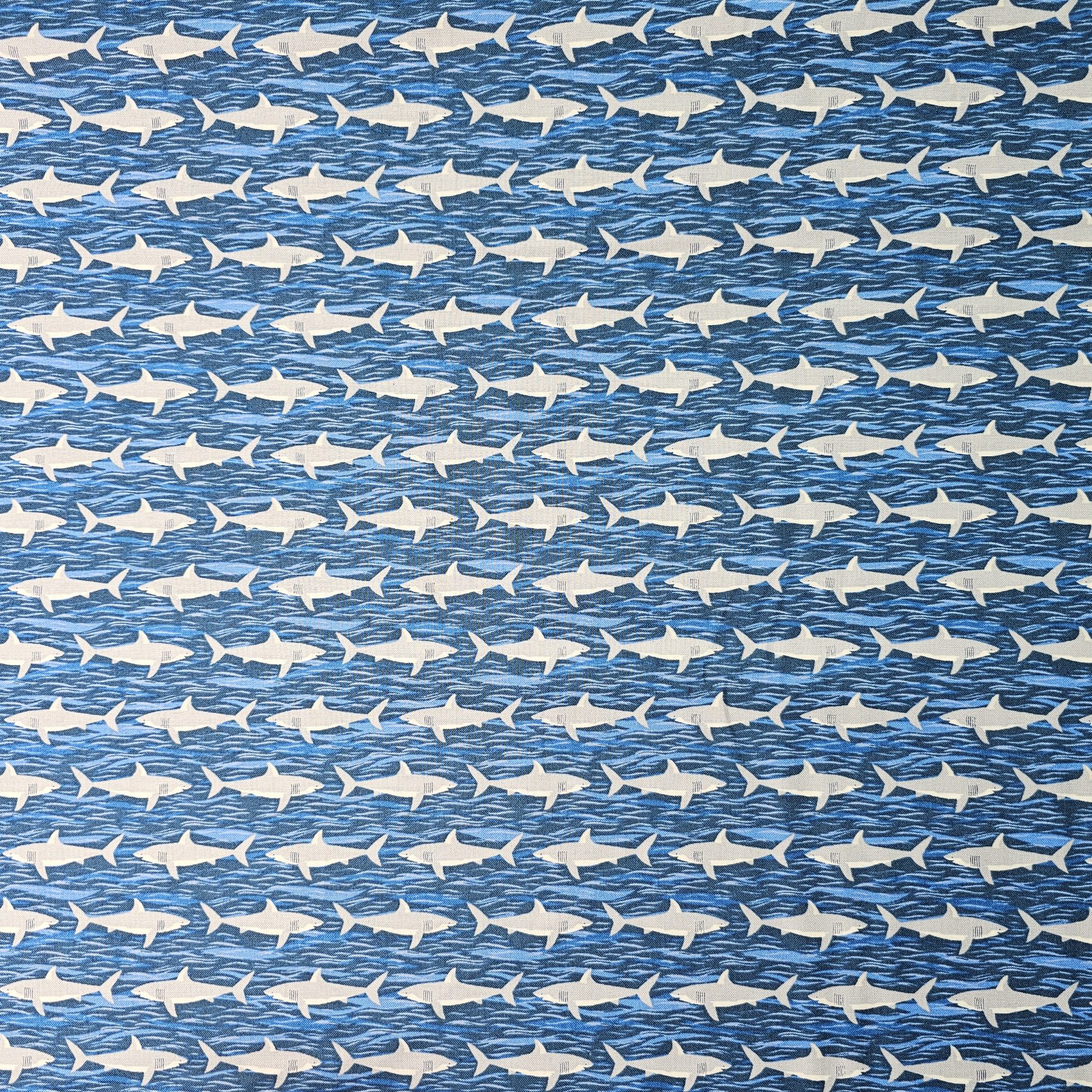 Makower - Deep Blue Sea Sharks - M161