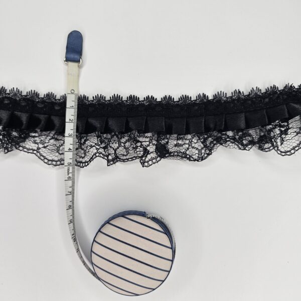 Medium Black Lace Trimmings - 3 metres - TP3025