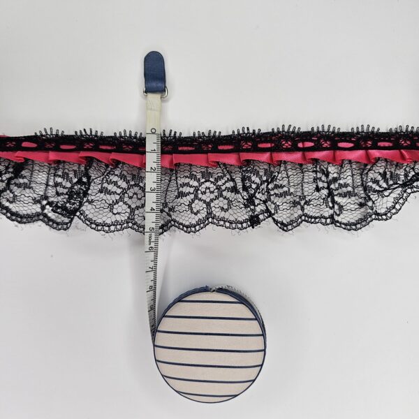 Medium Black & Pink Lace Trimmings - 3 metres - TP3005