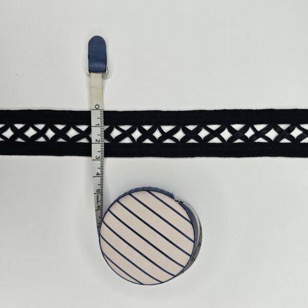 Medium Black Lace Trimmings - 3 metres - TP3003