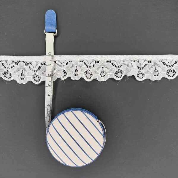 White Small Trimmings - 3 metres - TP3031