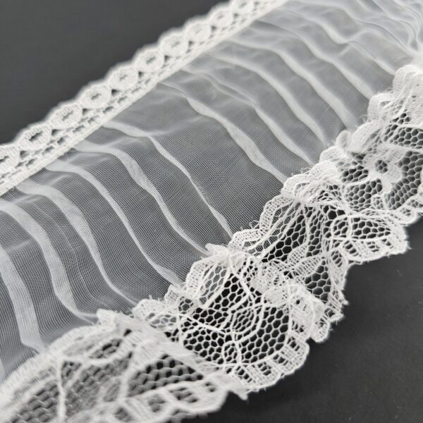 White Large Trimmings - 3 metres - TP3014