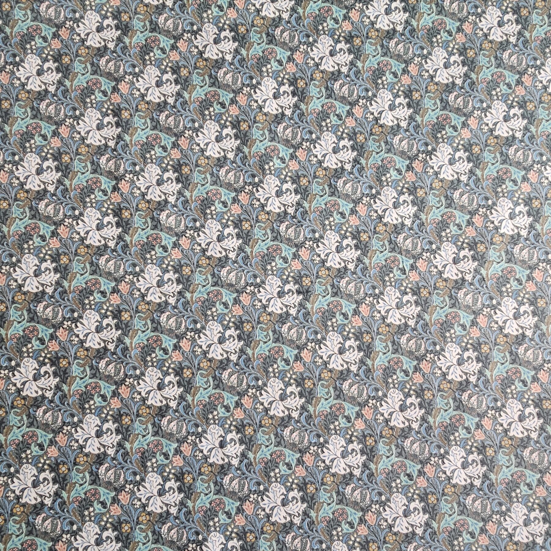 William Morris - Golden Lily - Dusk - CC003