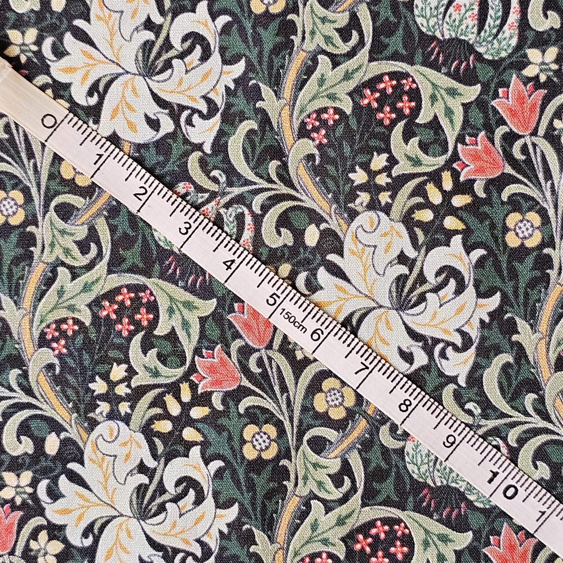 William Morris - Golden Lily - Night Bloom - CC001