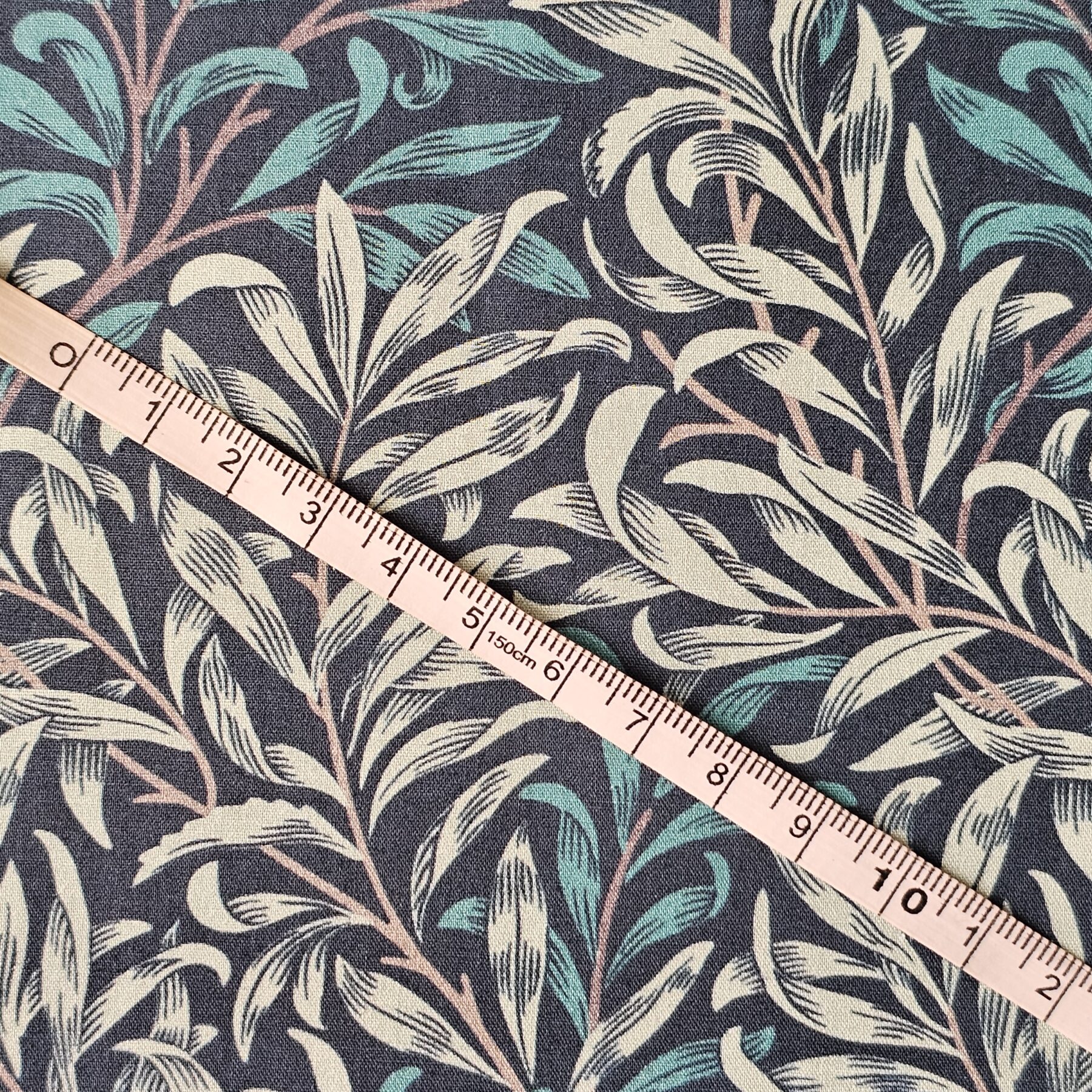 William Morris - Willow Bough - Dark Teal - CC010