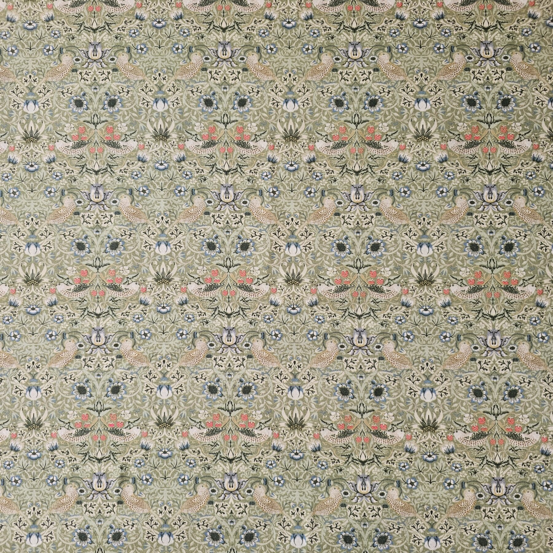 William Morris - Strawberry - Thief Pistachio - CC012
