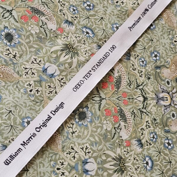 William Morris - Strawberry - Thief Pistachio - CC012