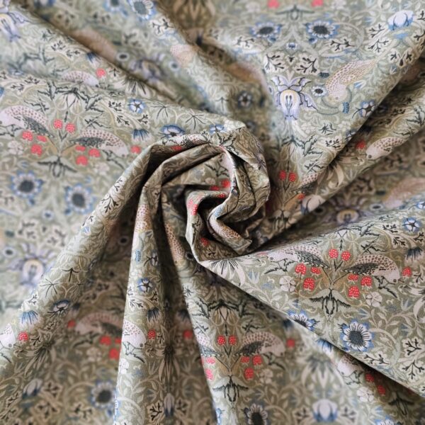 William Morris - Strawberry - Thief Pistachio - CC012