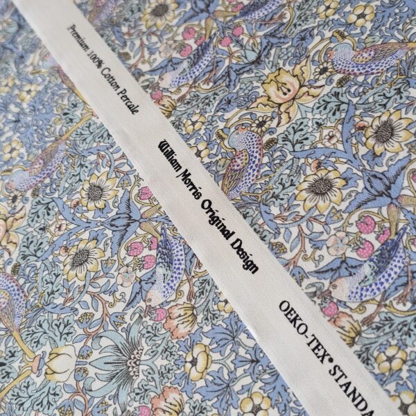 William Morris - Strawberry - Thief Cornflower - CC014